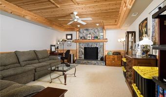 121 Fescue Dr, Advance, NC 27006