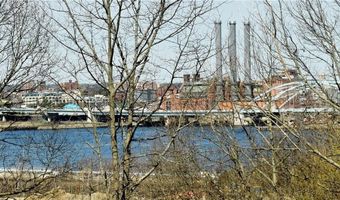 222 Second St, East Providence, RI 02865