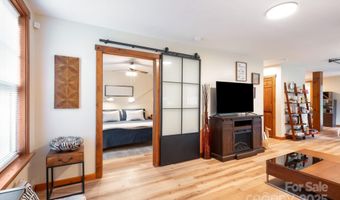 265 Dix Creek Chapel Rd, Asheville, NC 28806