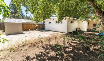 834 NE 11th St, Bend, OR 97701