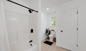 9 A Alice Dr, Burlington, CT 06013