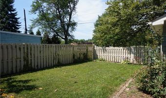 1037 Elk Dr, Ashtabula, OH 44004