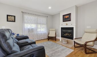 192 Depot Rd, Belgrade, ME 04917