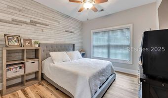 11 Bartons Run Dr, Bluffton, SC 29910