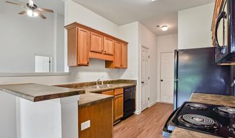 304 PARK VILLAGE Dr, Alabaster, AL 35007