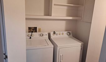 614 N 11th St, Carlsbad, NM 88220