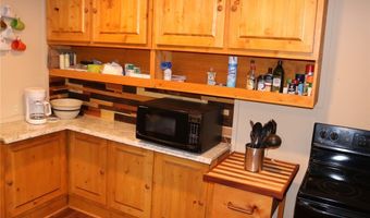30 Seven Oaks Rd 30, Angelus Oaks, CA 92305