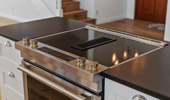 57555 PARKERSBURG Rd, Bandon, OR 97411