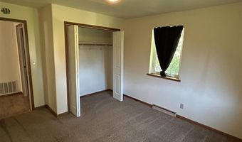 2531 Central Ave, Cody, WY 82414