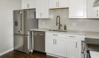 3305 Williamsburg Rd, Ann Arbor, MI 48108