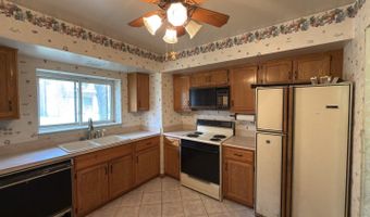 831 S Dwyer Ave A, Arlington Heights, IL 60005