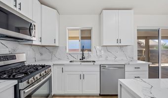 2188 Shadow Canyon Dr, Bullhead City, AZ 86442