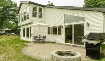 219 Hillcrest Ter, Brattleboro, VT 05301