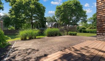 36 Woodlawn Ave, Auburn, ME 04210