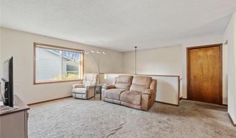 6364 Kahler Dr NE, Albertville, MN 55301