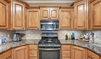 7426 Peach Blossom Dr, Benton, AR 72019