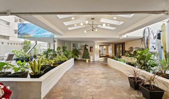 2463 Kuhio Ave 307, Honolulu, HI 96815