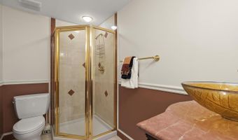 1 LAKE POTOMAC Ct, Potomac, MD 20854