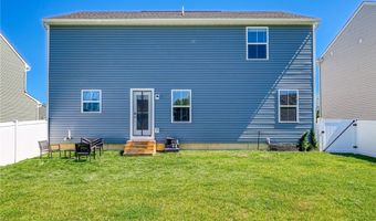 1112 Hidden Lake Blvd, Akron, OH 44312