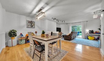 301 CHEROKEE Cir, Ambler, PA 19002