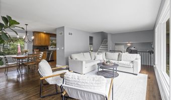 516 S Patton Ave, Arlington Heights, IL 60005