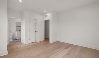 1121 POLARIS Rd, Potomac, MD 20854