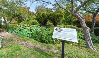 40 Web Ave 221, North Kingstown, RI 02852