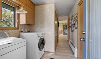 325 W GREENFIELD Ave, Algoma, WI 54201