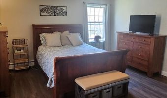 54 Sefton Dr, Bristol, RI 02809