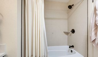 1509 Woodland Dr, Ashland, OR 97520