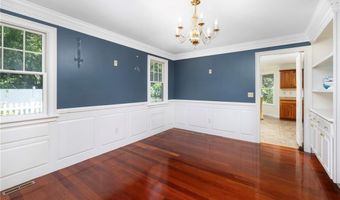 58 Dolphin Ave, Jamestown, RI 02835