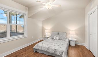 989 Golden Aspen Pl, Ashland, OR 97520