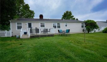 44 Dudley Ave, Newport, RI 02840