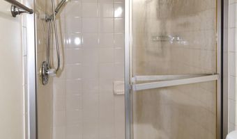 5207 NEWTON St 203, Bladensburg, MD 20710