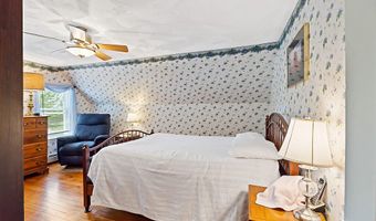 73 Eastern Ave, Augusta, ME 04330