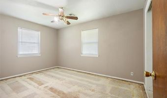 961 Yale Dr, Bartlesville, OK 74006