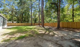 1 Country Manor Rd, Beaufort, SC 29906