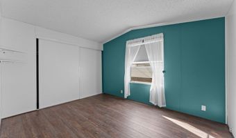 26600 S Grandview Dr, Congress, AZ 85332