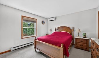 80 Old Shannock Rd, Charlestown, RI 02813