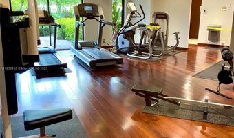 3300 NE 191st St 1612, Aventura, FL 33180