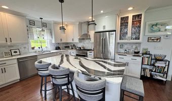 107 Gateway Dr, Chesterfield, NH 03466