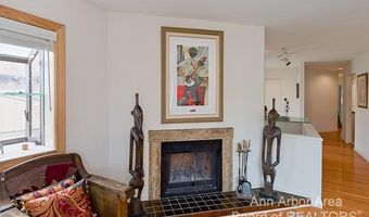 2520 Traver Blvd, Ann Arbor, MI 48105