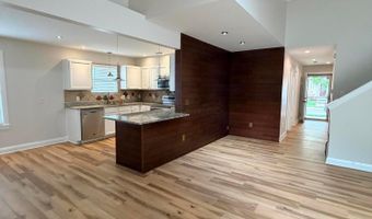 9327 Polaris Green Dr, Columbus, OH 43240