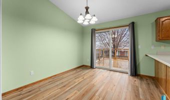 117 Thad St, Brandon, SD 57005