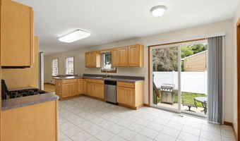 92 Birch St, Beachwood, NJ 08722