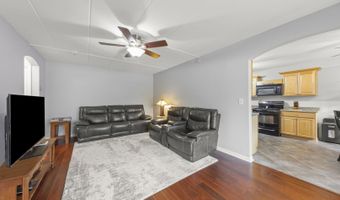 809 E Miner St 1B, Arlington Heights, IL 60004