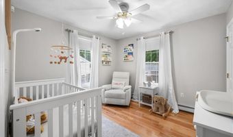 153 Grandview Ave, Lincoln, RI 02865