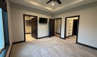 640 S 9th St, Akron, IA 51001