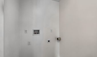 9002 Alabama St, Bay St. Louis, MS 39520