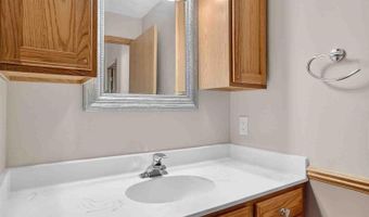 5574 Bantry Ln, Fitchburg, WI 53711